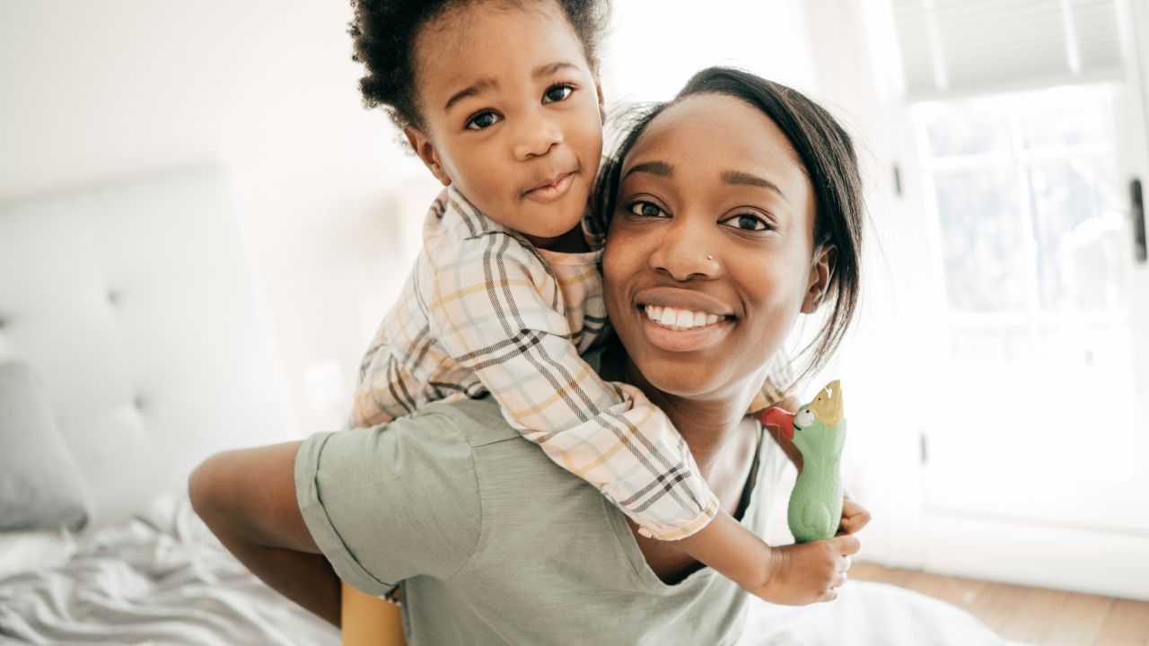 Une mère et son enfant